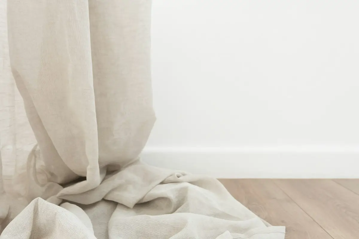 Light Filtering Avena · Detalle